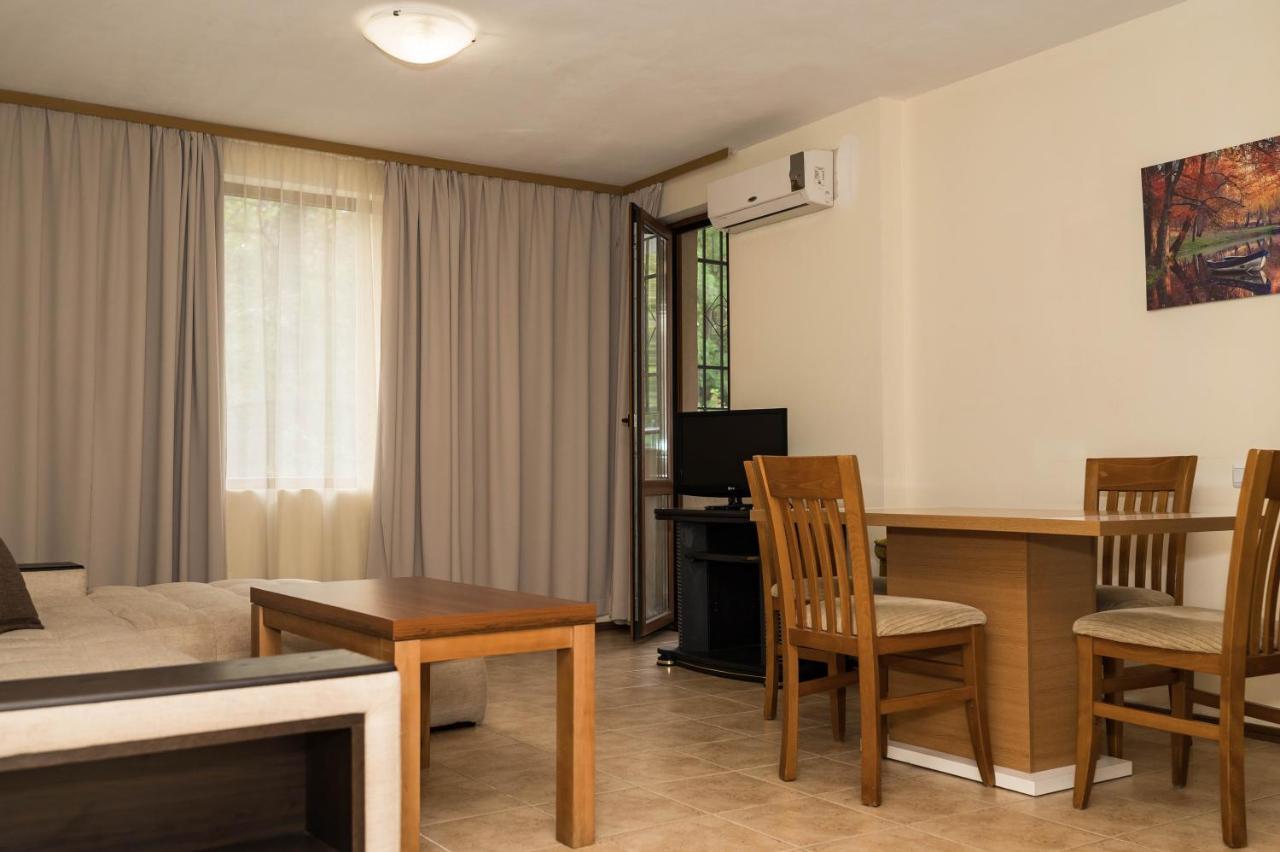 Apart Hotel Sunny Victoryサニービーチ エクステリア 写真